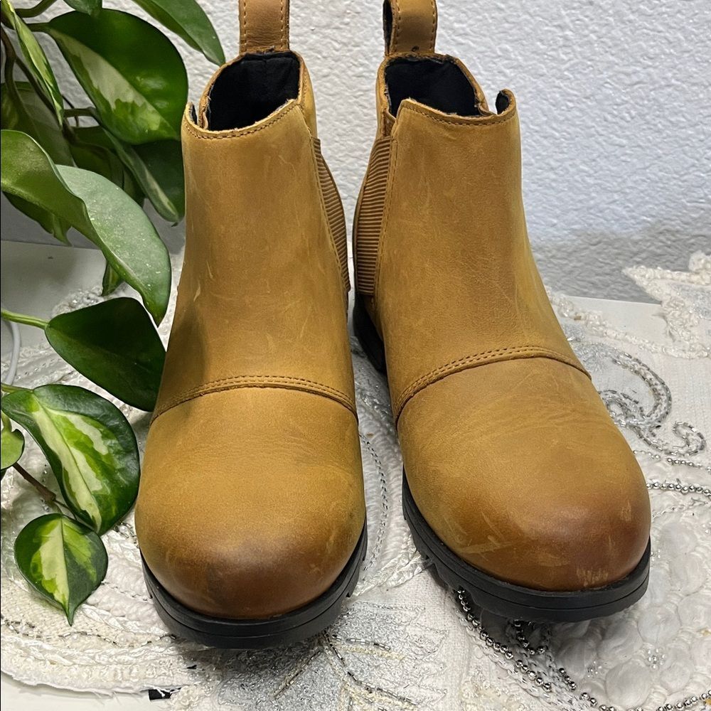 🎉HP🎉 Sorel Brown Leather Ankle Booties (Size 7) - Picture 5 of 16